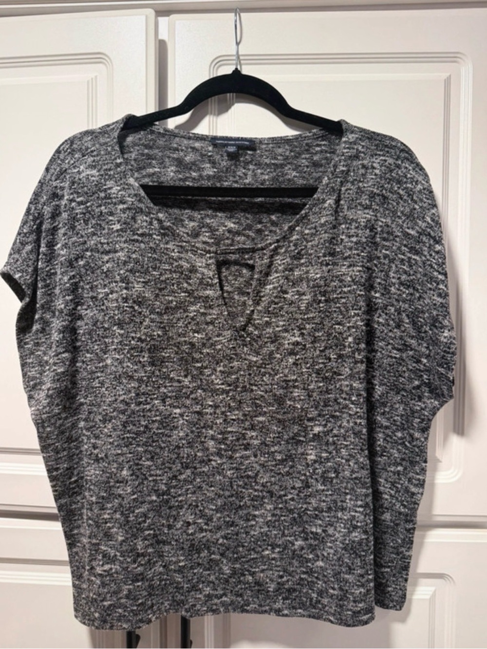 American Eagle Cozy Women's Heathered Gray Short Sleeve Top